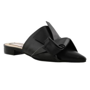 NWT N°21 Knot nappa leather flat mules